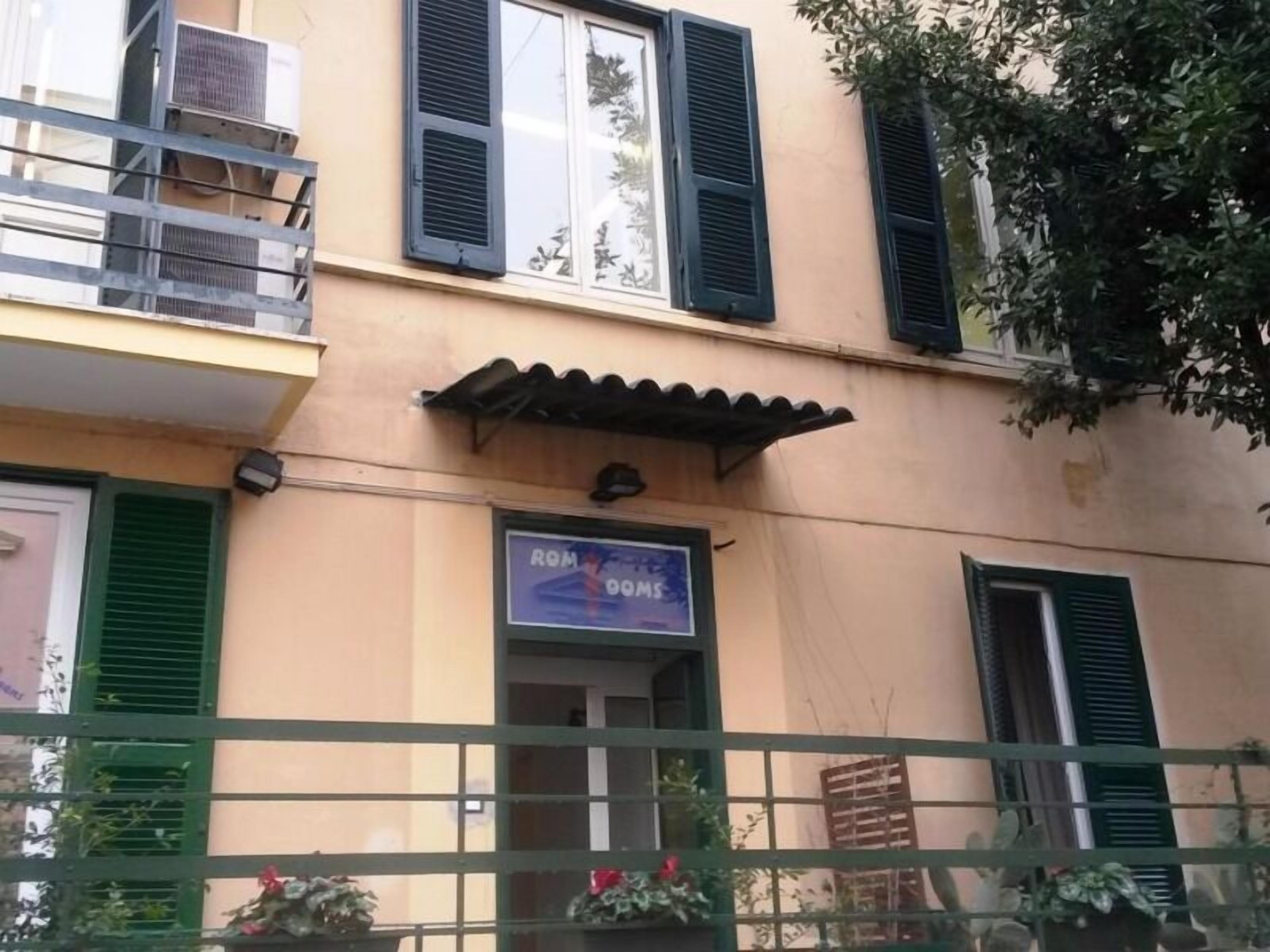 Roma Art Rooms, Rome